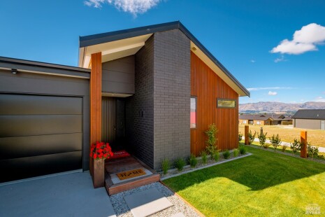 2021 Jennian Homes Wanaka - Regional Silver House of the Year